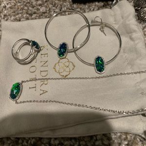 Kendra Scott Color Bar Set